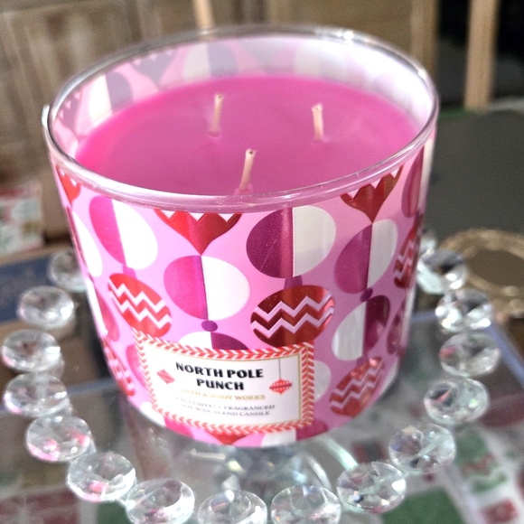 North Pole Punch Pink Bath and Body Works Candle - Picture 1 of 5